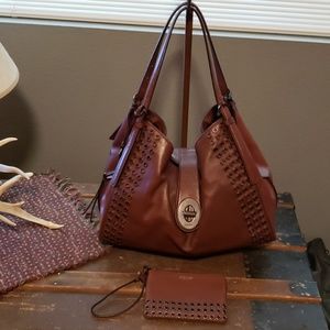 Coach Carlyle Grommet Hobo Wristlet Set Brick